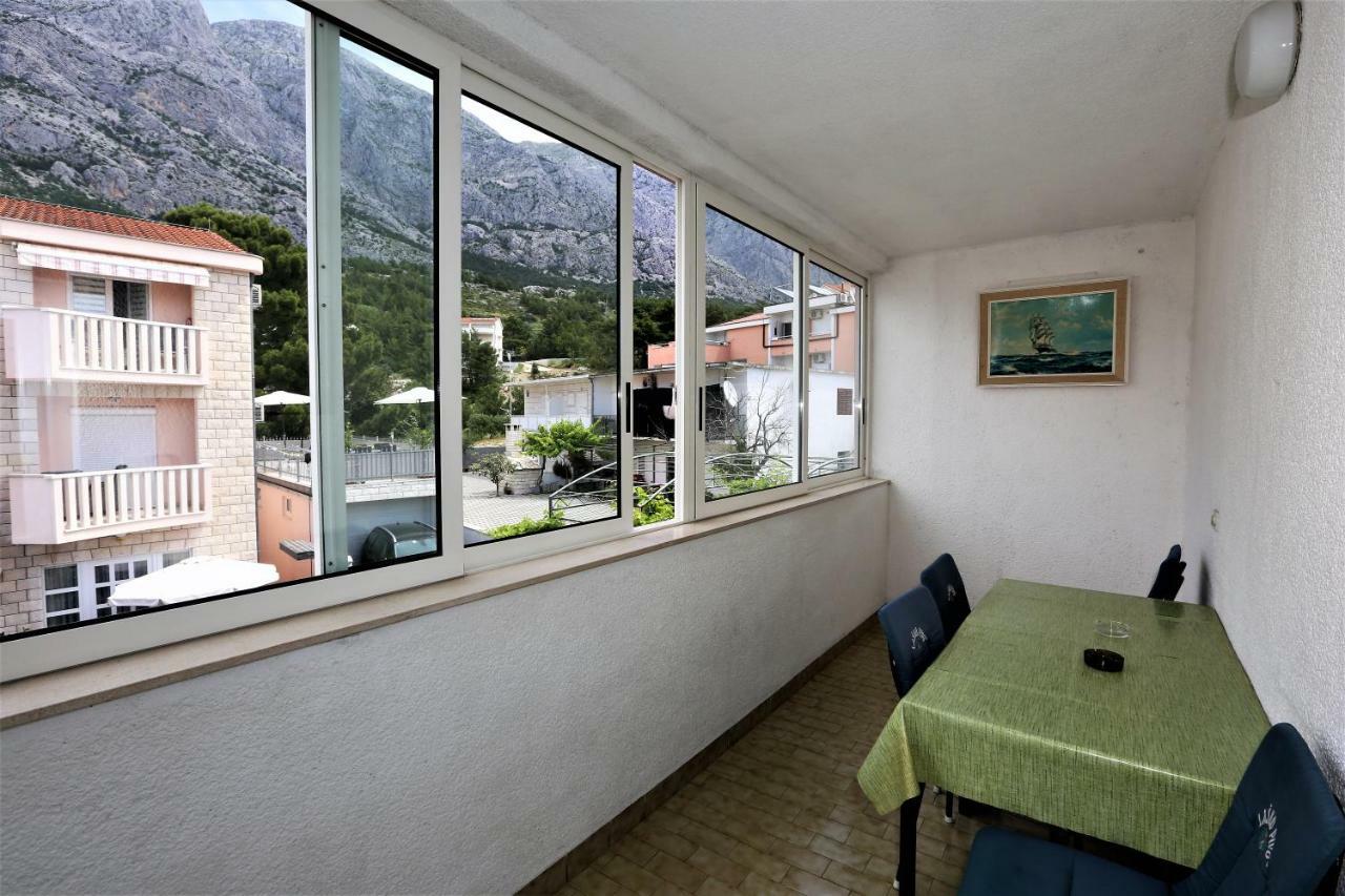Apartmani Vinko Baska Voda Bagian luar foto